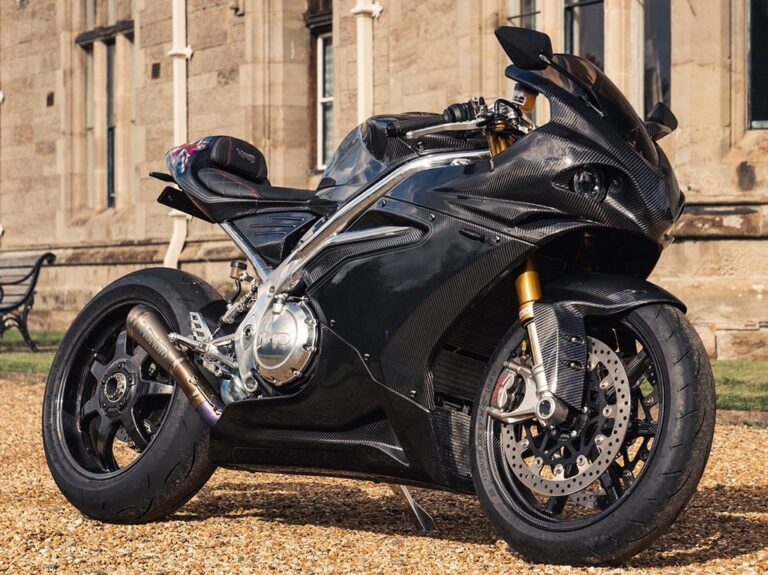 Norton V4RR नॉर्टन V4RR: ब्रिटिश मोटरसाइकिल इंजीनियरिंग का एक उत्कृष्ट नमूना अब आ रहा है भारतीय बाजार में